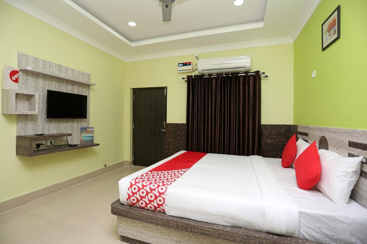 Oyo 24317 Aditya Guest House 3 Bhubaneswar Esterno foto
